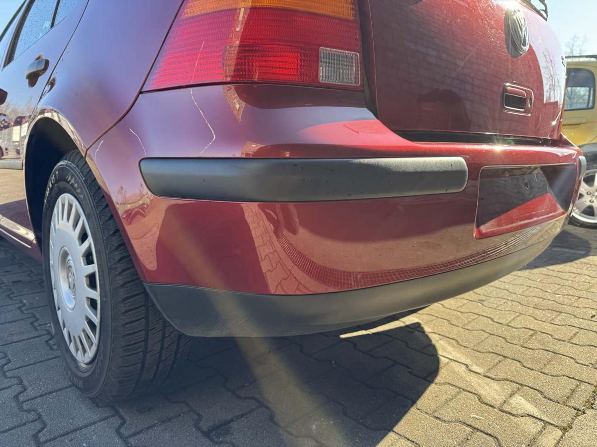 VW Golf 4 original Sto&szlig;stange Stossf&auml;nger hinten LC3K Canyonred Flie&szlig;heck Bj.2000